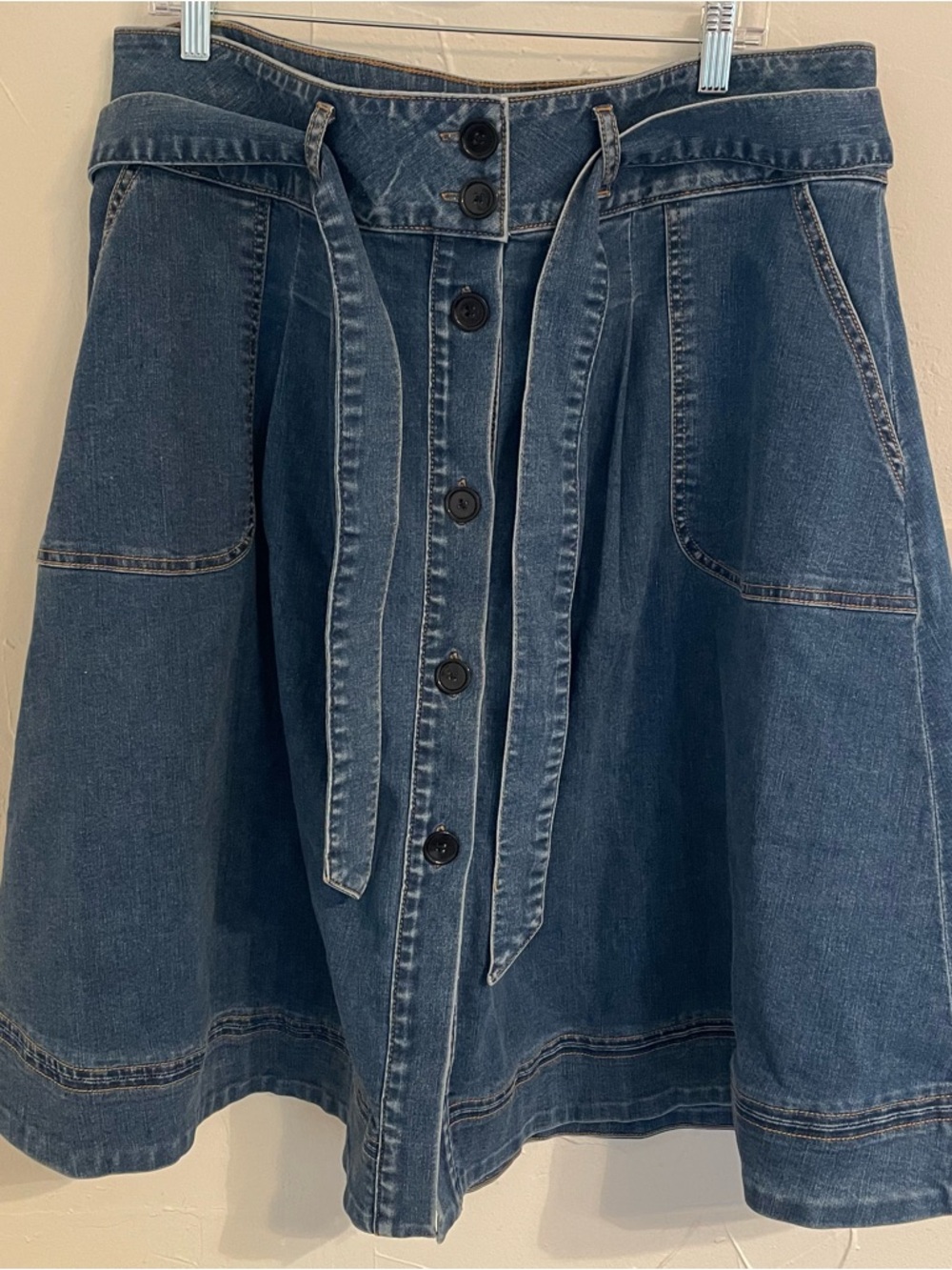 Eloquii Button-Front Denim A-Line Skirt with Tie Belt - Picture 2 of 9